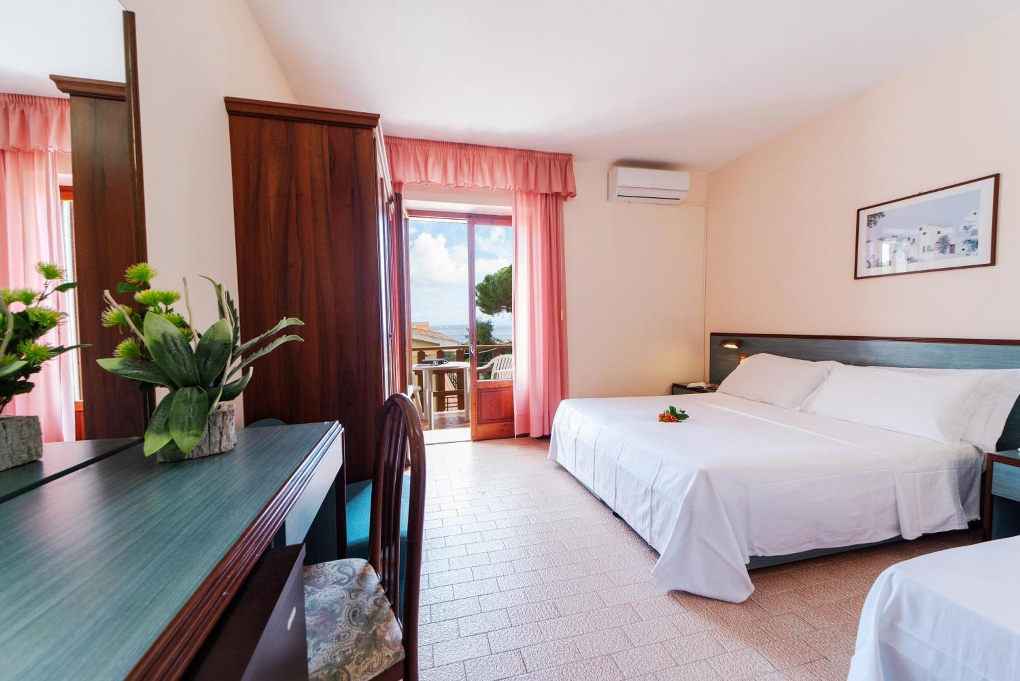 Frank'S Hotel Capoliveri  Extérieur photo