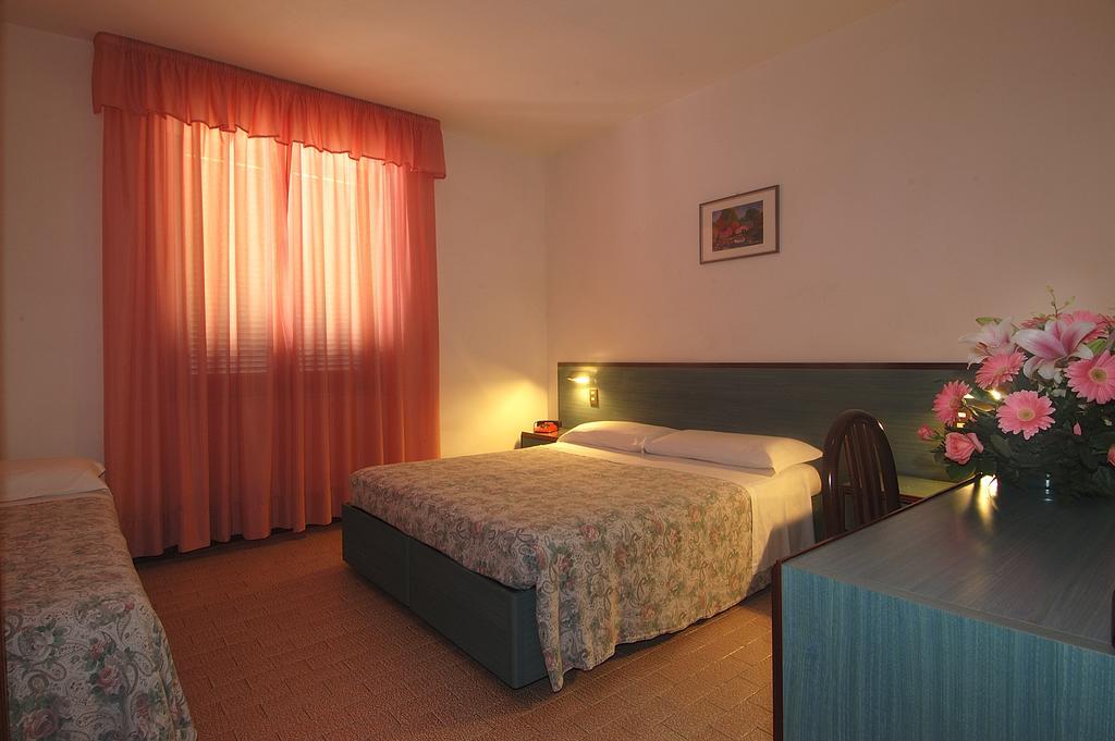 Frank'S Hotel Capoliveri  Extérieur photo